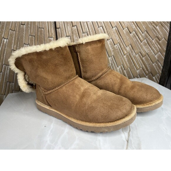 UGG Selene 1006493 Suede Leather Sheepskin Wool Fur Chestnut Sz 9 Short Boots - Picture 1 of 9
